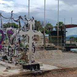 Cementries are so fascinating, here.