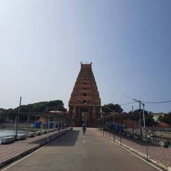 Vom Anleger aus noch ein paar Meter zu Fuß