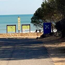 Ruhiger Ort, Kiesstrand, Wander-/Radwege