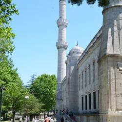 eine der großen Moscheen - Sultan Ahmed, auch genannt "Blaue Moschee". Bauzeit 1609 - 1616.