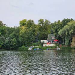 Restaurant vom See aus gesehen