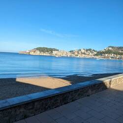 We walked to the top of the hill above the lighthouse for great views.