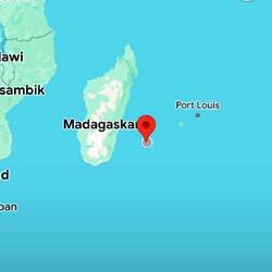 in der Nacht kann man die Lichter von Madagasker erkennen