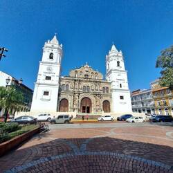 Cathedral Basilica Metropolitana Santa Maria La Antigua