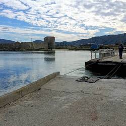 Da geht's nur mit der alten Seilfähre hin