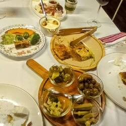 Diverse Vorspeisen vom Hof