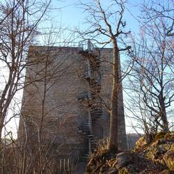 Aussichtsplattform an der Ruine Wartstein