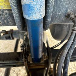 Stoßdämpfer hinten