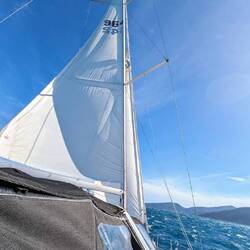 Shortened sail - much more control