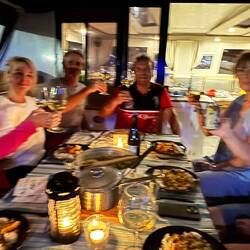 eine fröhliche Runde mit Lutz und Jana auf der MAHANA