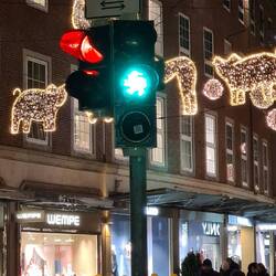 Ampelmännchen zur Weihnachtszeit etwas anders 😜