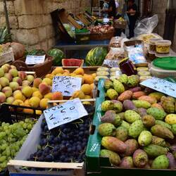 Und der Supermarkt in der Altstadt sieht so aus: