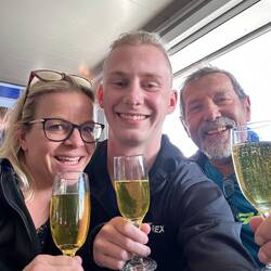 Wir natürlich mit Red Bull 😜