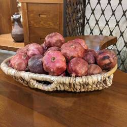 Pomegranates (Granadas)