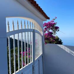 Letztes Gartentor vor dem Abstieg