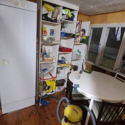 Eine Etage Treppenhaus