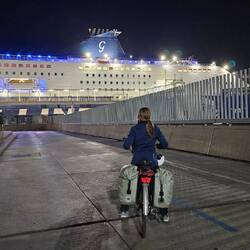 Notre vaisseau flottant ! C'est énorme !