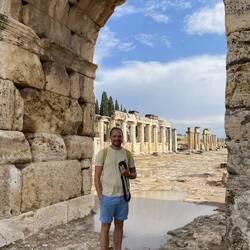 Eingang zur antiken Stadt Hierapolis...