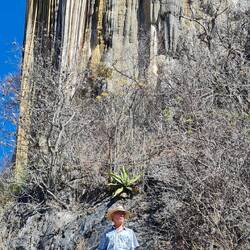 Cascada grande - Stalaktiten ohne Höhle
