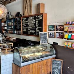 Honest chocolate Café 🤩