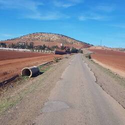 ...noch 5 km zum Weingut ;-)