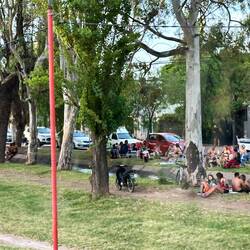 der Kanal entlang der Steasse wird gut genutzt