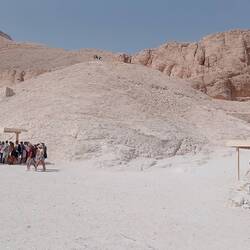 Valley of the Kings, 46 degrees, got heat stroke and virt passed out here! Whew!!