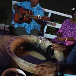 Die abendliche Kava-Runde