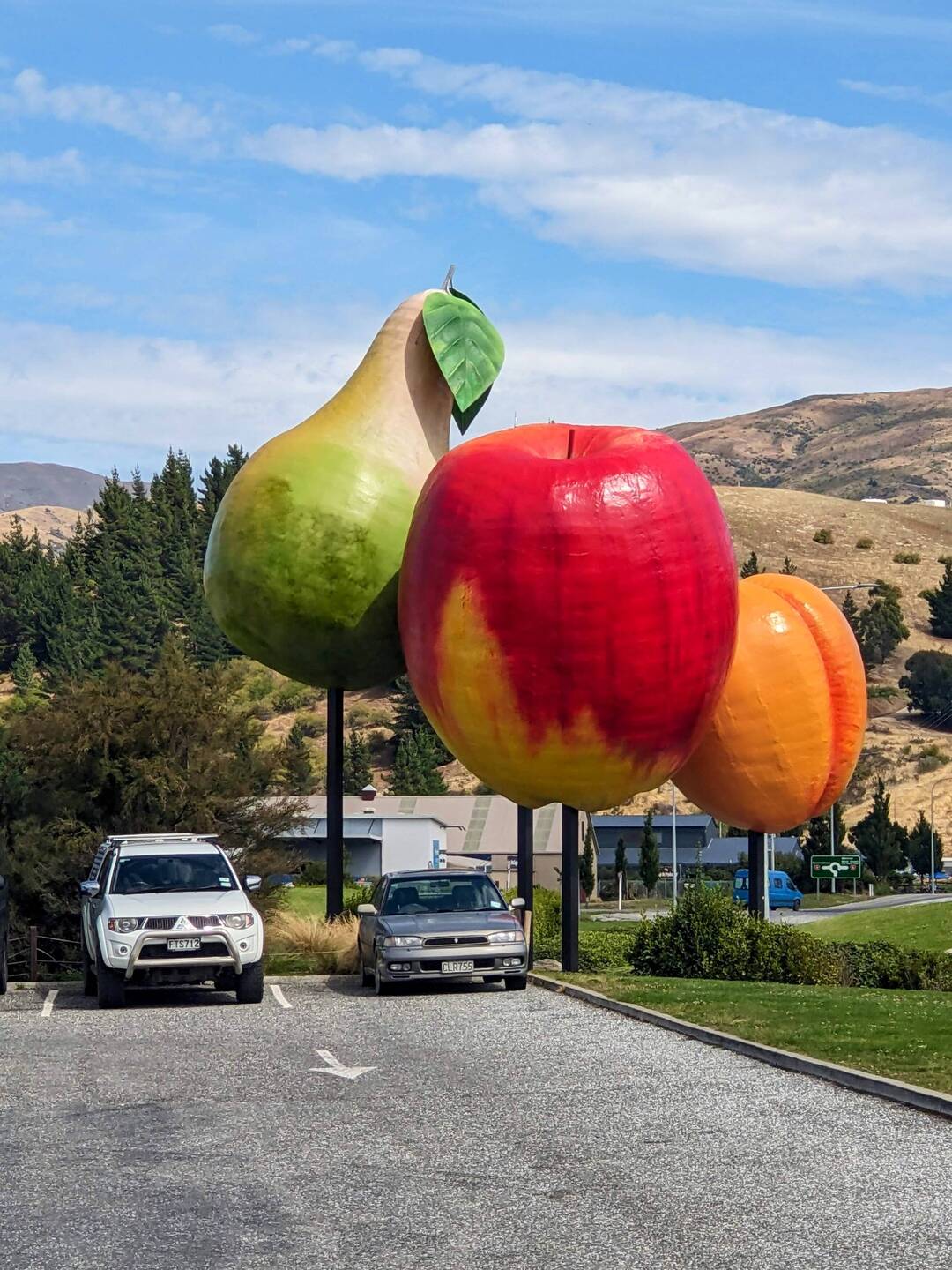 Cromwell's goofy fruit sculpture