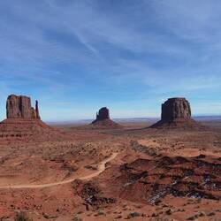 Westl. Fäustling, Östl. Fäustling, Merrick Monolith