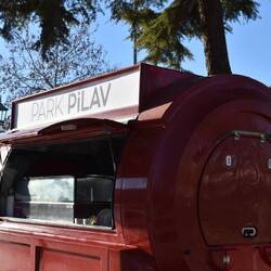Échoppes vendant du çay et des pâtisseries