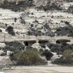 In den Höhlen haben dich früher angeblich die Piraten versteckt