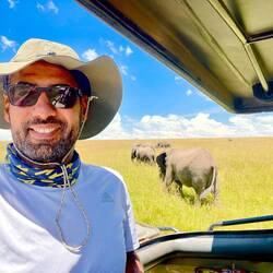 Yes, i was really there - my Selfie with the elephants in the background is proof