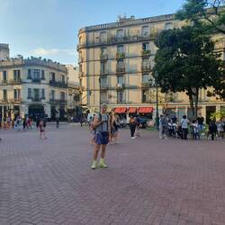 Auf dem Rückweg noch par(ad)isische Balkone gesichtet :)