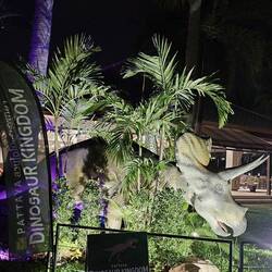 Der brüllende Hotel-Dino