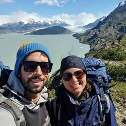 Vor dem riesigen Grey-Gletscher