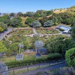 Rosengarten im Botanischen Garten