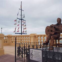 Zu Ehren Manolo Sanlúcar, Flamenco-Gittarist und Komponist