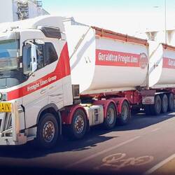 wieder mal ein richtiger Road Train