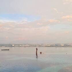 This freaked Elli out