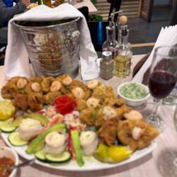 Jardin de Mar 😍 Calafate Sour (patagonisches Nationalgetränk) & Sauvignon Blanc 🥰