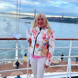 Wir haben die Brücke unterquert und das besondere Geräusch gehört