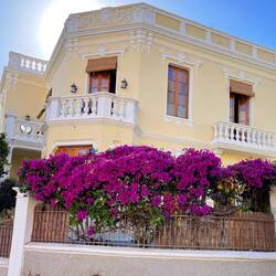 In den 90-Jahren spendierte die Stadt Santa Cruz Geld für das Streichen der Hausfassaden.