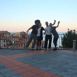 da sind wir zunächst zu viert gerade angekommen