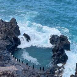 In diesem Meeresbecken könnte man gut schwimmen.