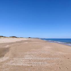Leere, endlose Strände