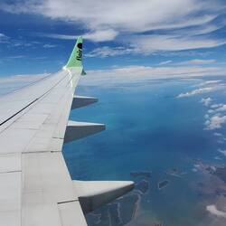 Flying to the whitsundays :)