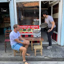 Typisches kleine Essenstände - hier gibt es fast immer beste Linsensuppen Mercimek Çorbasi