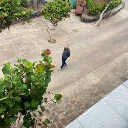 Martin hat keine Lust auf die Messe, obwohl sie nur 30 Minuten gedauert hätte.