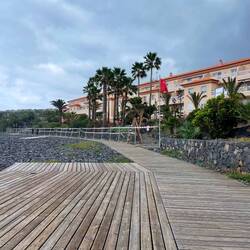 Holzstege zum bequemen LIegen